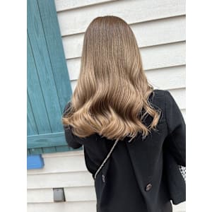 Lusso chiaro　西池袋店×スタイル