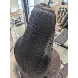 最高の艶感を☆髪質改善トリートメント