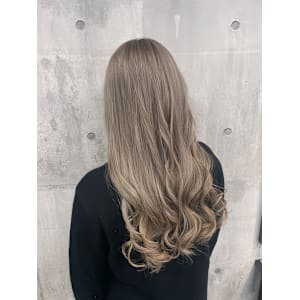 ☆一度はやりたいブリーチカラー×大人気ミルクティーベージュ