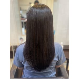 白髪ぼかしハイライトカラー - Stilla smooth【スティラスムース】掲載中