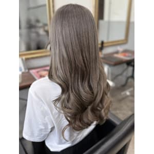 ミルクティーベージュ ブリーチカラー 艶髪 プルエクステ