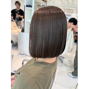 うる艶ワンレンボブ