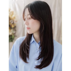 顔回りレイヤーカット小顔ストレートロング　チャコールグレー