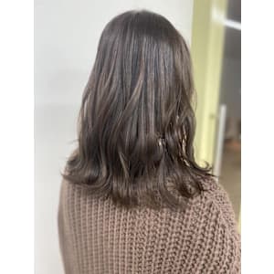 Frames hair＆relax 東川口店×スタイル