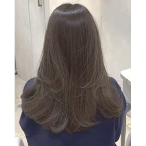 オリーブグレージュ/レイヤーカット - ZACC raffine【ザック ラフィネ】【ザック ラフィネ】掲載中