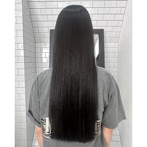 広島市中区｜圧倒的ツヤ感の髪質改善ストレート