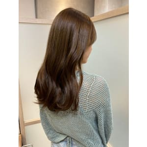 明るめ透け感オリーブカラー