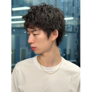 ツイストスパイラルパーマ 束感 眉毛カット マッシュパーマ