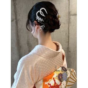 和装 ヘアアレンジ 緩めお団子 おくれ毛 ヘアセット アップ