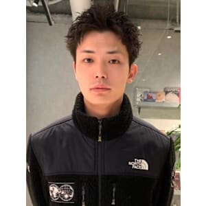 スパイキーショート ニュアンスパーマ 緩めパーマ 前髪なし