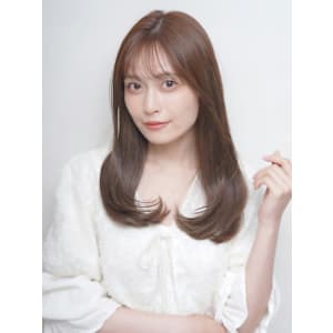 ベージュ ワンカール レイヤーカット シースルーバング