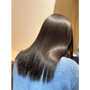 ヘアメディカルサロン新宿×スタイル
