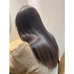 ヘアメディカルサロン大阪梅田 完全個室・髪質改善×スタイル