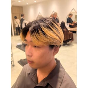 自然な動きで作るセンターパートヘア【三軒茶屋】 - HAIR & MAKE EARTH 三軒茶屋店【ヘアメイクアース サンゲンヂャヤテン】掲載中