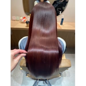 ヘアメディカルサロン大阪梅田 完全個室・髪質改善×スタイル