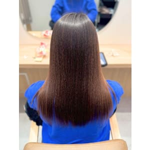 ヘアメディカルサロン大阪梅田 完全個室・髪質改善×スタイル