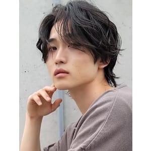 センターパートツイストスパイラルパーマメンズマッシュパーマ