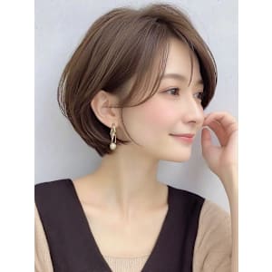 ショート ボブ ベージュ 赤み消し 透明感 ベージュ 30代