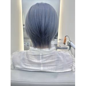 【ショートウルフ】ハイトーン　アイスブルー