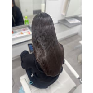 Loe元町 / 美髪縮毛矯正