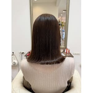 外ハネ/艶髪/ブラウンカラー