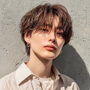 フェザーパーマ、カット - GLADGE池袋/ダブルカラー/ブリーチ【グラッジイケブクロダブルカラーブリーチ】掲載中