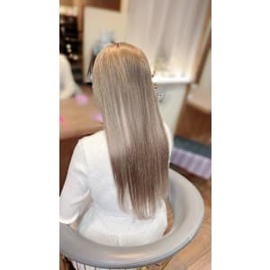 パールベージュで秋カラー！ - Bulansis Hair【ブランシス ヘアー】掲載中