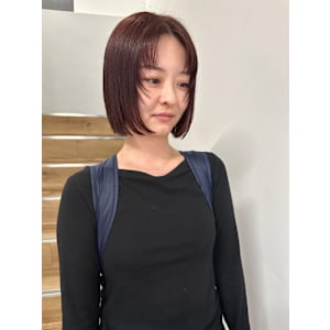 大人ボブ切りっぱなしボブフェイスレイヤーレッドボルドー - YOKE【ヨーク】掲載中