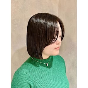 ボブ×切りっぱなしボブ×前髪長め×ナチュラルカラー×横浜 - FACE。石川町【フェイスイシカワチョウ】掲載中