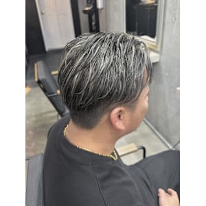 メンズ☆ハイライトカラー☆ツーブロック - LAID BACK【レイドバック】掲載中