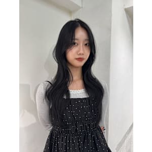 ダークグレーレイヤーカットロングレイヤー - YOKE【ヨーク】掲載中