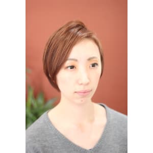 グラデュエイテットボブ