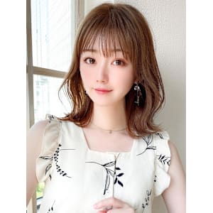 ぱっつん前髪にウルフレイヤーで小顔に×デザインカラー