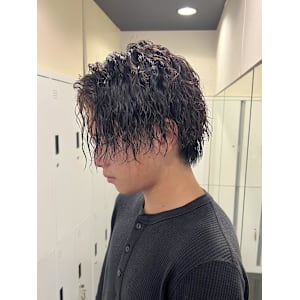 【平山明樹】縦落ちスパイラルパーマ - STYLE 茅ヶ崎 smart salon【スタイルチガサキスマートサロン】掲載中