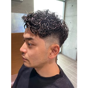 フェードパーマ