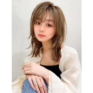 2wayバングで小顔効果！フェイスレイヤーで作るくびれヘア