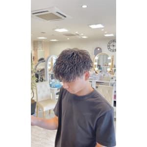 束感ツイストスパイラル×メンズマッシュ