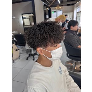 ツイストスパイラルパーマ　縦落ちツイスト　縦落ちスパイラル