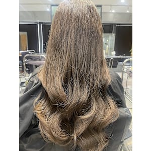 明るめ透明感ベージュカラー