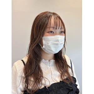 ベージュカラー