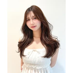 韓国風レイヤーカット【銀座駅/学割U24/前髪カット】