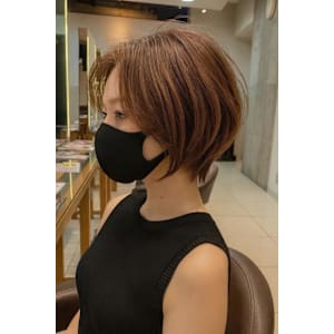 【小田急相模原】大人ショートボブ×白髪ぼかし - LOHAS by KENJE【ロハスバイケンジ】掲載中