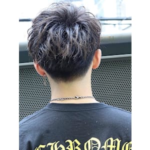 無造作スクリューマッシュ