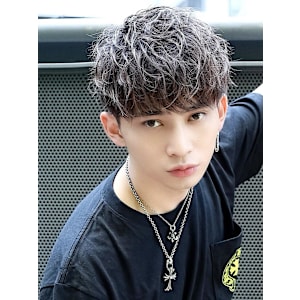 無造作スクリューマッシュ