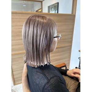 pinkbeige - 半個室型美容室 Sourire 箱崎店【ハンコシツガタビヨウシツスーリールハコザキテン】掲載中