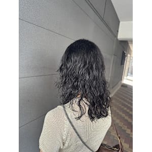 癖毛生かすデジタルパーマ - 半個室型美容室 Sourire 春日千歳町店【ハンコシツガタビヨウシツ スーリール カスガチトセマチテン】掲載中