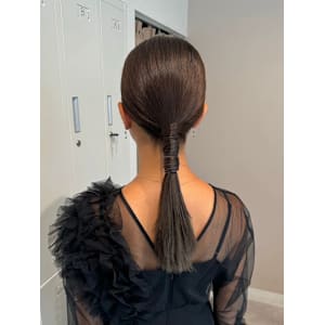 カット&カラー専門店 miret×スタイル