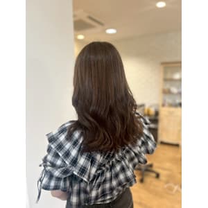 カット&カラー専門店 miret×スタイル