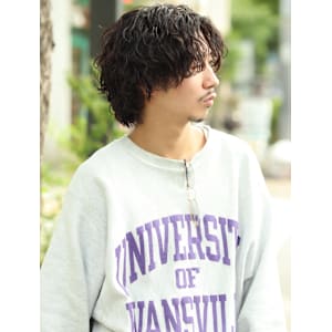 波巻きパーマ　ウルフパーマ