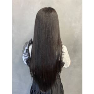 髪質改善ストレート　透明感カラー　艶髪 - ii+U 銀座 【アイユー ギンザ】【アイユー ギンザ アイユー ギンザ】掲載中